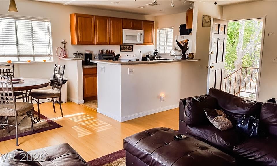 1st image of 2365 Canfield Dr Unit D