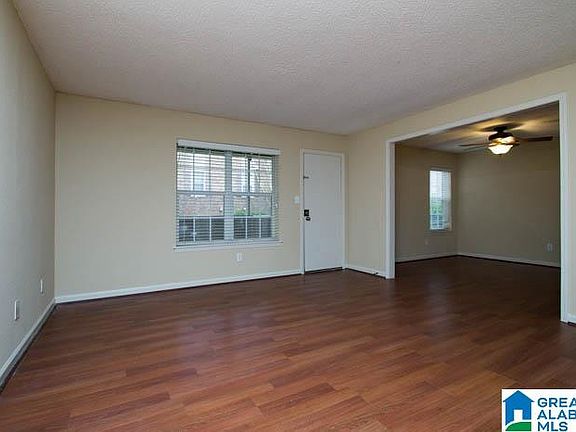 3rd image of 902 Chapel Creek Dr #902