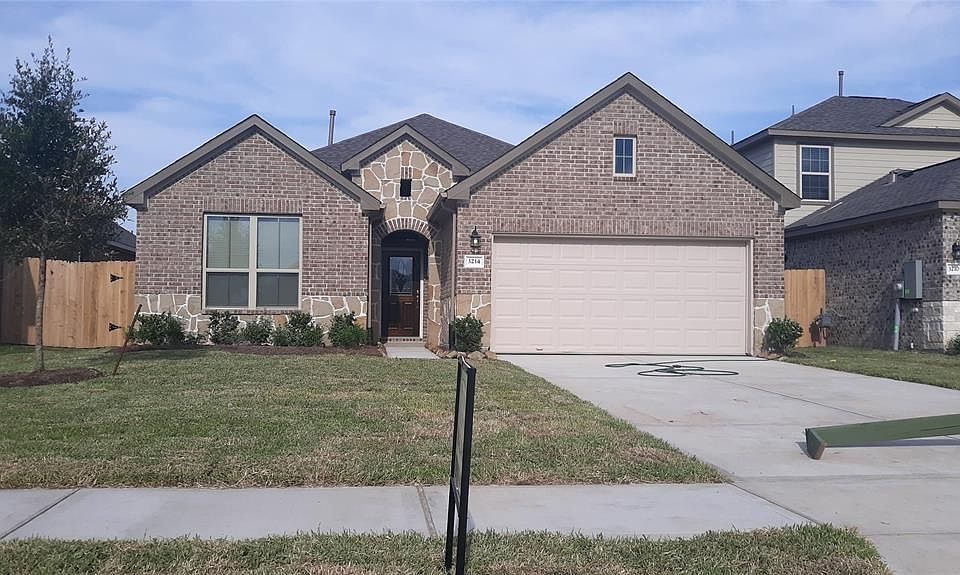 1st image of 3214 Hatteras Dr