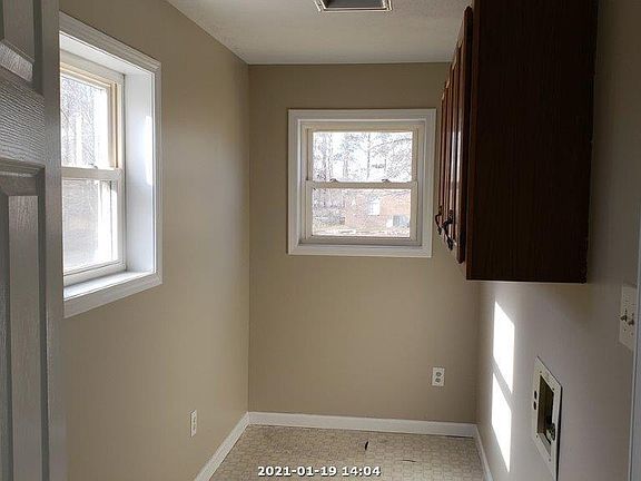 4th image of 546 Marsha Dr