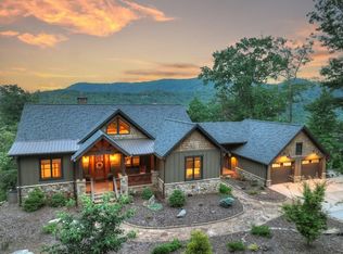 621 Overlook Rd, Blue Ridge, GA 30513