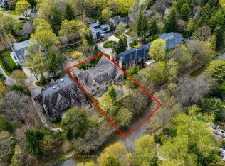 14 Saint Margarets Dr, Toronto, ON M4N 3E5