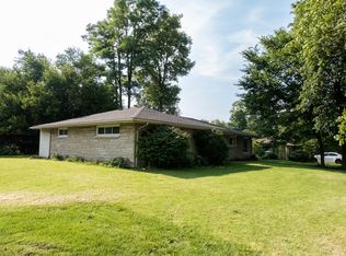 105 S Riley Rd, Muncie, IN 47304