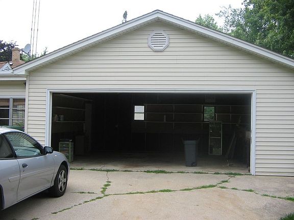 2.5 car detached