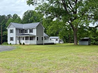439 Valley Dr, Callao, VA 22435