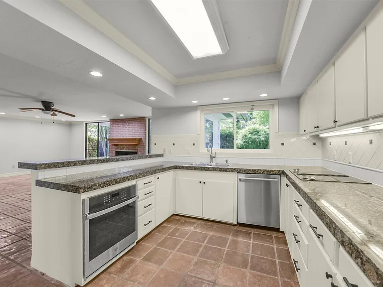 4707 Nenana Dr — Photo 6