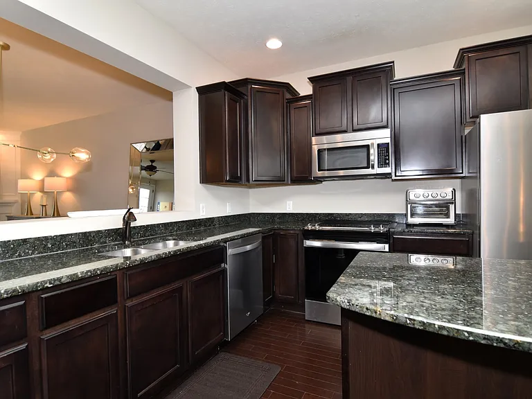 6470 Park Pointe Ct — Photo 16