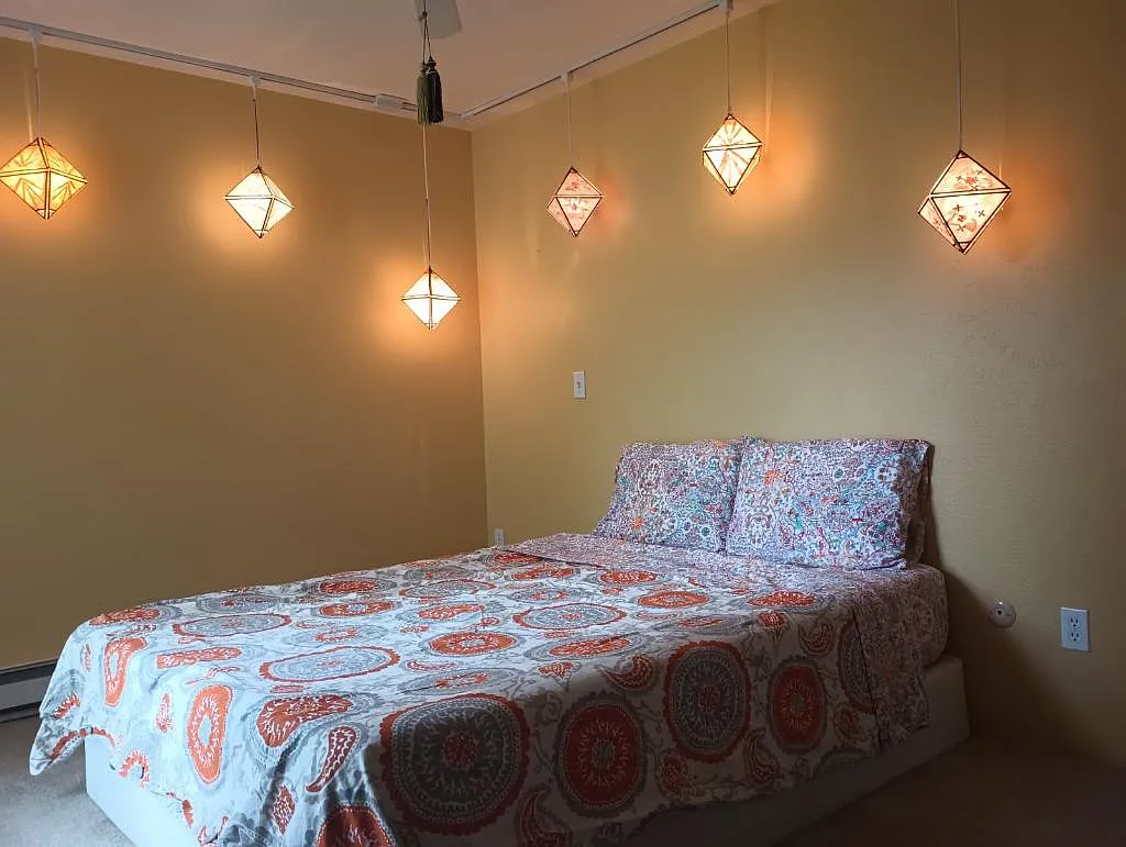 2 bed, 1000 sqft, $2,000 — Photo 1