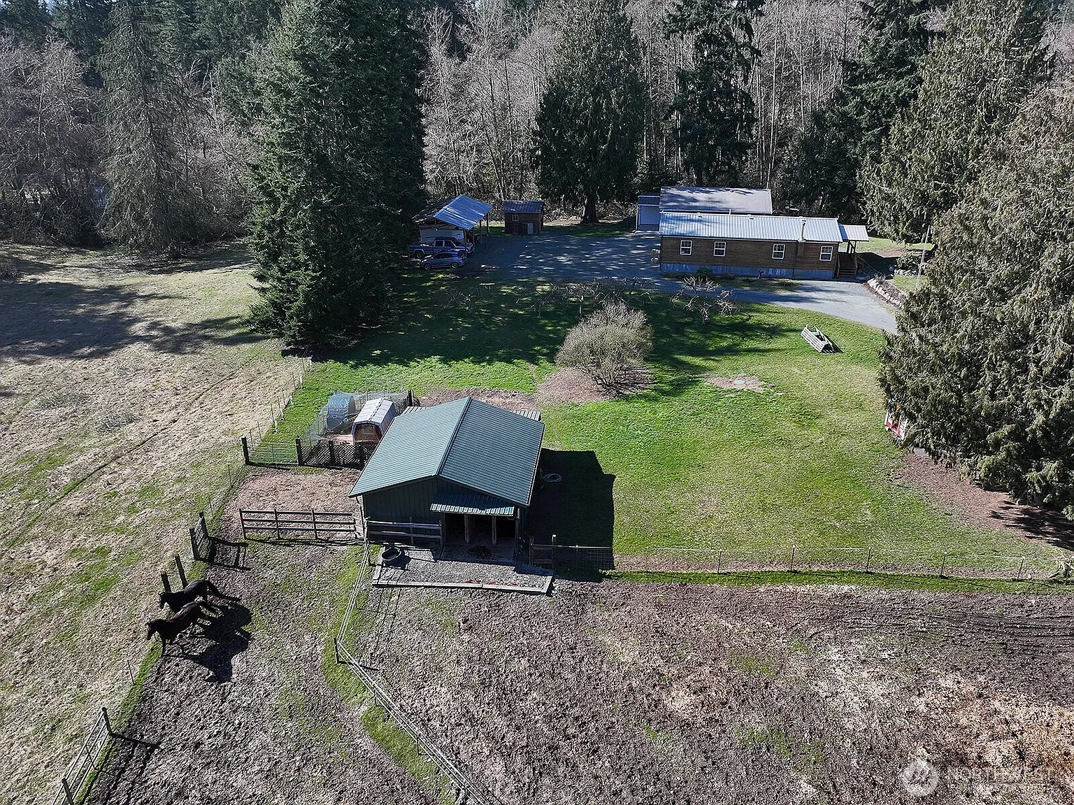 4148 Glendale Road photo 1