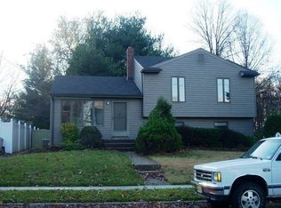 45 Terry Ave, Edison, NJ 08820