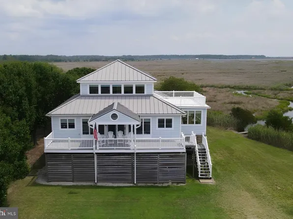 14 Hammock Pointe, Crisfield, MD 21817