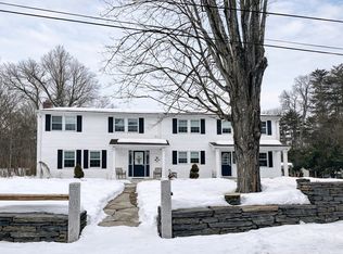 11 Dragon Cir, Easthampton, MA 01027