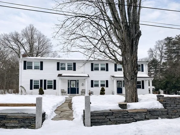 11 Dragon Cir, Easthampton, MA 01027