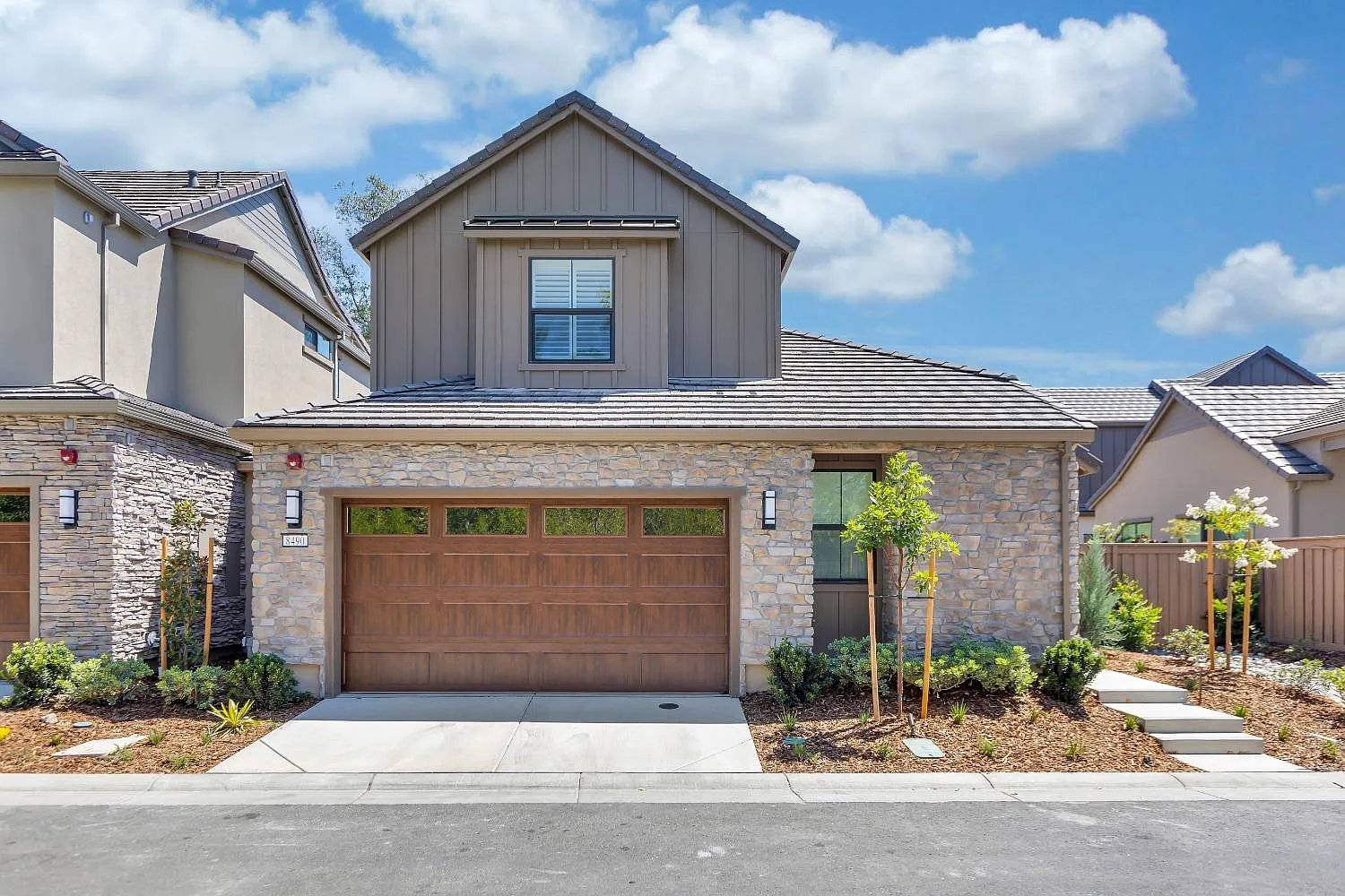 7060 Soleil Way photo 1