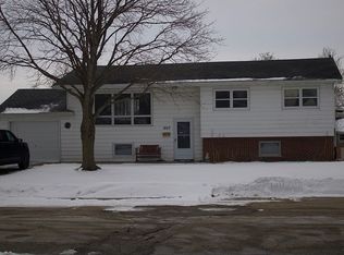 507 Maple Ave, Morrison, IL 61270