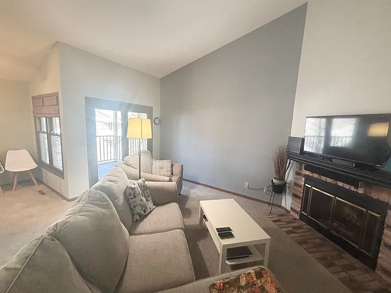 10929 Quebec Ave S — Photo 6