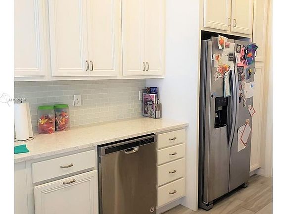 5th image of 4014 Black Olive Ln