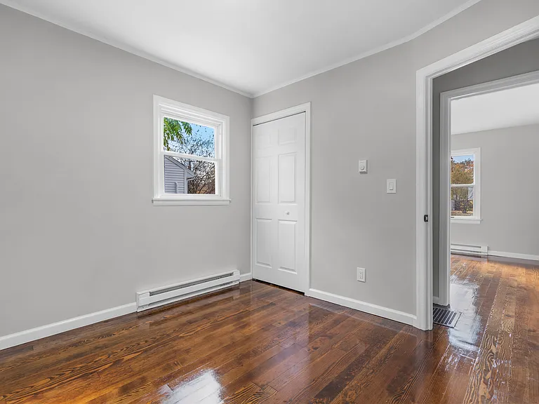 210 Handel Rd — Photo 14