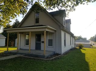 102 S Henry St, Eureka, IL