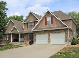 105 S Rhine Dr, Concordia, MO 64020