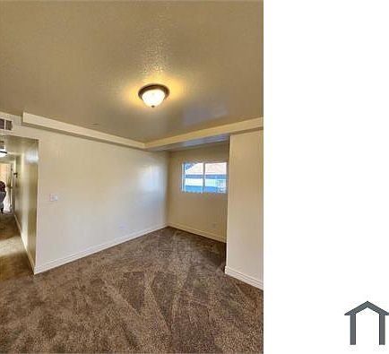 4th image of 944 E 87th Pl