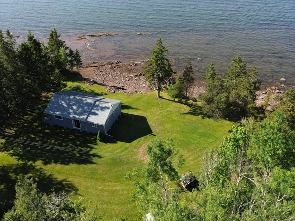 99 Purdy Beach Ln, Cumberland, NS B0K 1L0