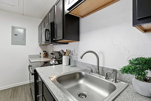 Legacy Student Living Photo 1
