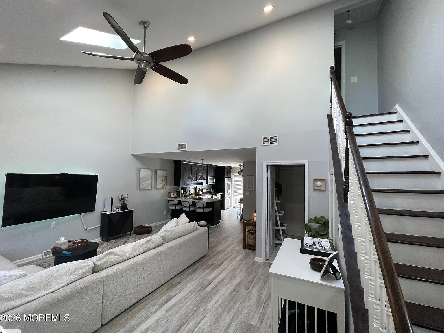 2 bed, 1171 sqft, $3,400 — Photo 1