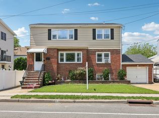 711 Humboldt St, Secaucus, NJ 07094