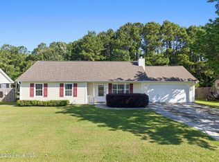 143 Glenwood Drive, Hubert, NC 28539
