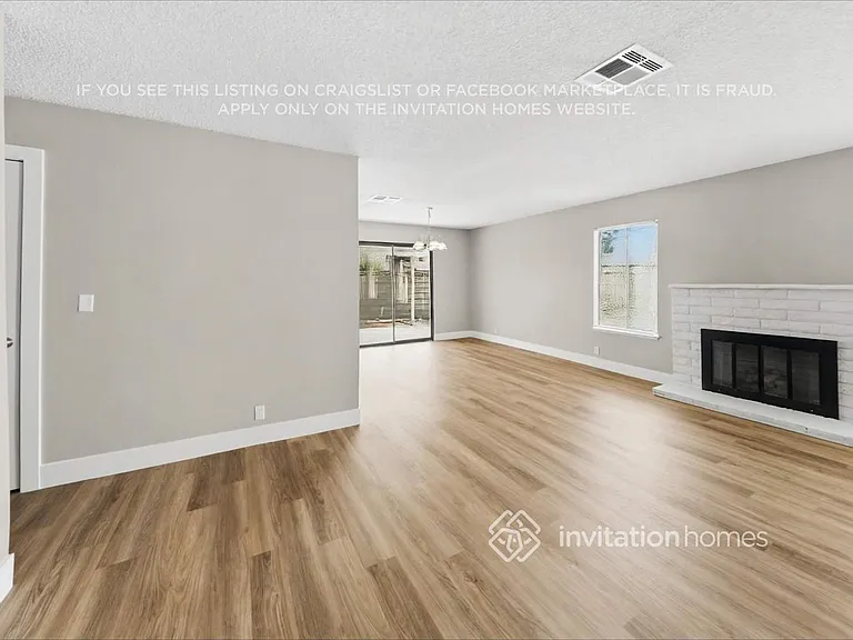 2509 Buckthorn Cir — Photo 6