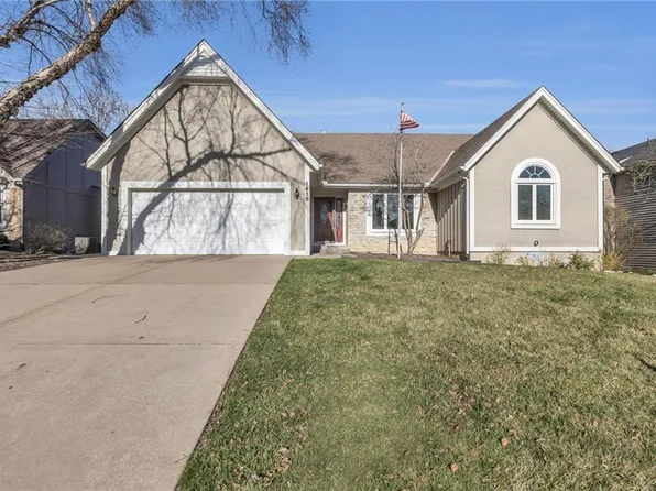 1416 S Montebello St, Olathe, KS 66062