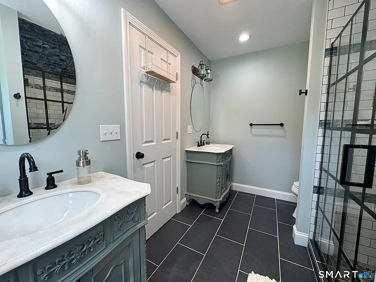 55 Circle Dr — Photo 20