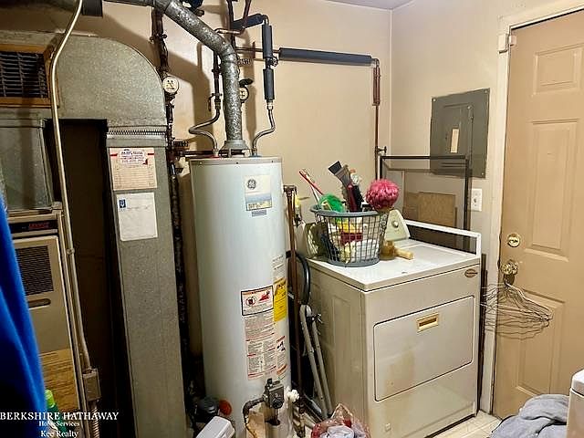 20471 Nicke St, photo 10