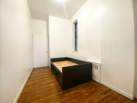 Rented by Corcoran | media 17