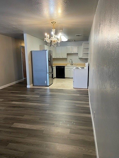 1st image of 1600 Yates St #1604