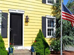12 Third School St #3, Bristol, RI 02809