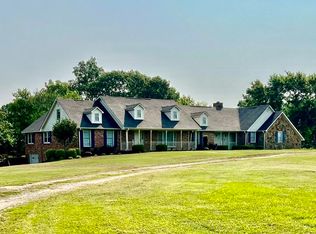 718 Pritchard Rd, Russellville, AL 35653
