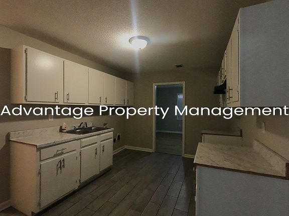 4th image of 3671 Skylark Dr