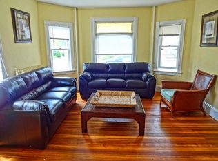 60 Berkeley Ave, Newport, RI 02840