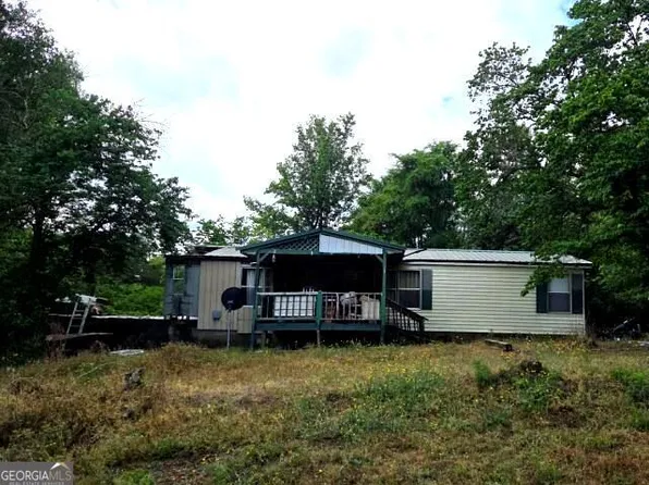 28 Horse Shoe Bnd, Maysville, GA 30558