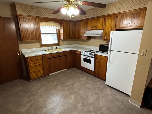 2061-2069 E 22nd St #2061, Fremont, NE 68025