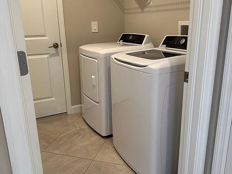 In unit washer and dryer