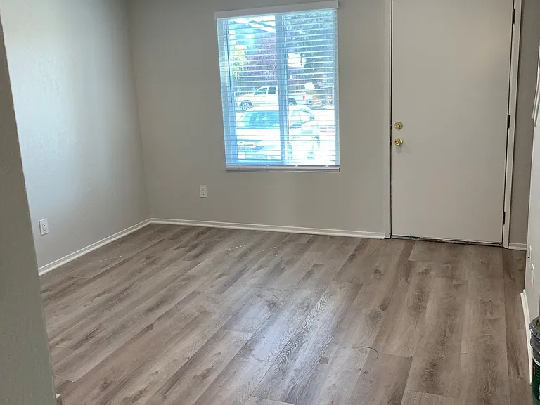 9905 El Camino Real #14 — Photo 12