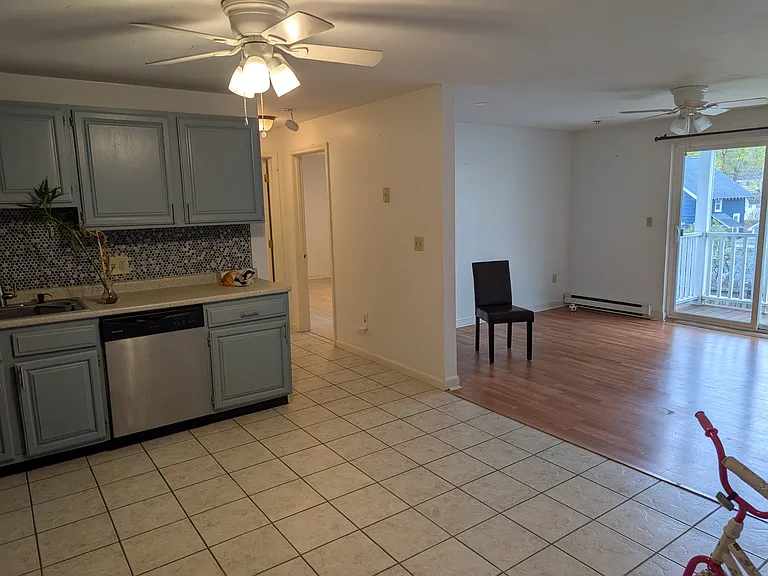 653 Plantation St #6-A — Photo 4