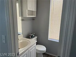 4808 Castle Lake Ct — Photo 9