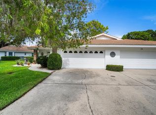 5607 Garden Lakes Dr #13, Bradenton, FL 34203