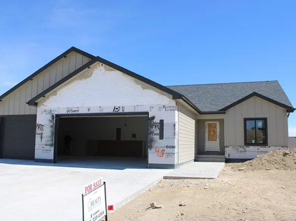 2485 Heathrow Ave, Casper, WY 82609