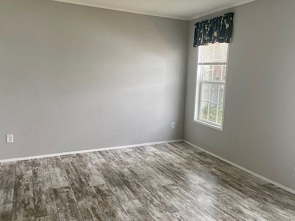 5th image of 3512 Manitou Dr #56