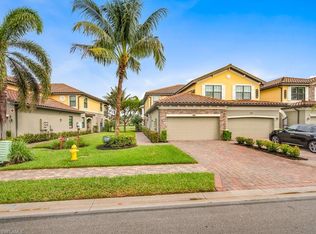 9118 Prima Way APT 101, Naples, FL 34113